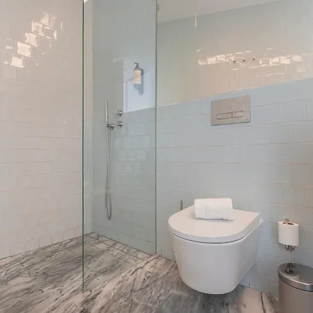 Cozy Hideout Ii By Innkeeper *