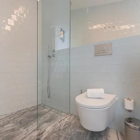 Cozy Hideout Ii By Innkeeper ליסבון